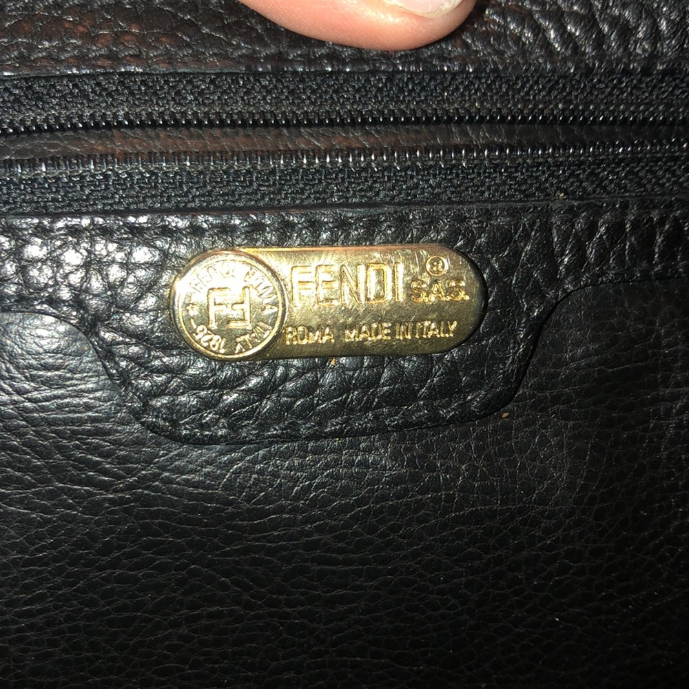 Vintage Fendi Black Leather Shoulder Bag - Picture 3 of 11